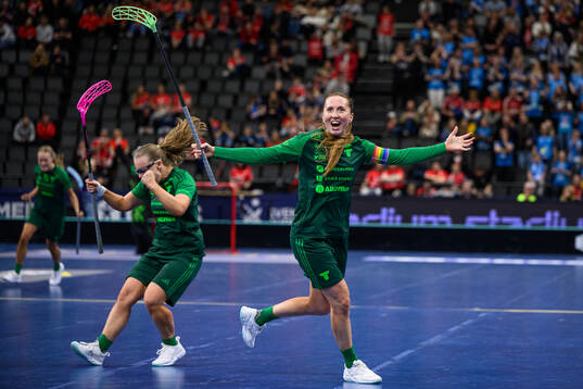 Thorengruppens Emelie Wibron jublar