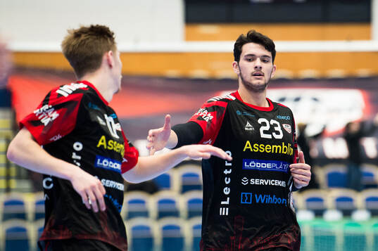 HK Malmös Love Sundewall och Nikola Roganovic