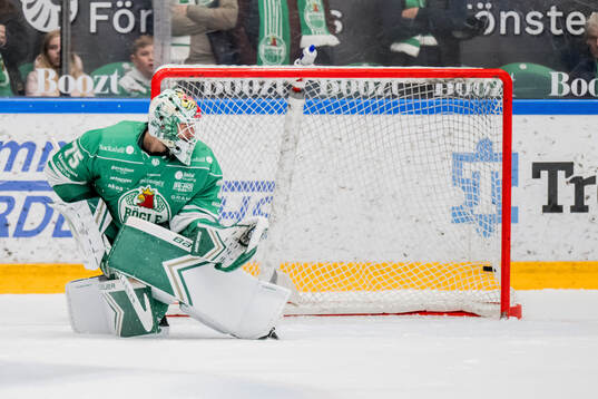 Rögles målvakt Arvid Holm släpper in 1-1