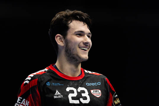 HK Malmös Nikola Roganovic jublar