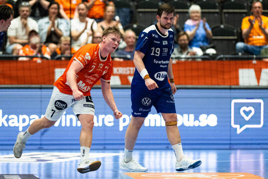 IFK Kristianstads Axel Månsson jublar