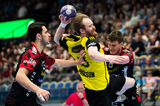 HK Malmös Nikola Roganovic och Petter Brandt mot Sävehofs