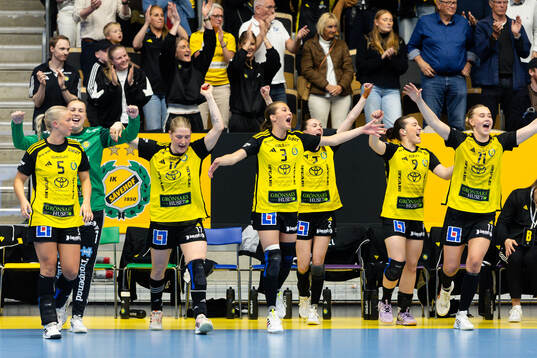 Sävehofs spelare jublar