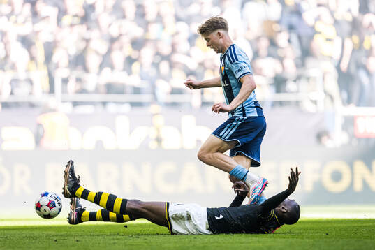 AIKs Ibrahim Cisse och Djurgårdens Patric Åslund