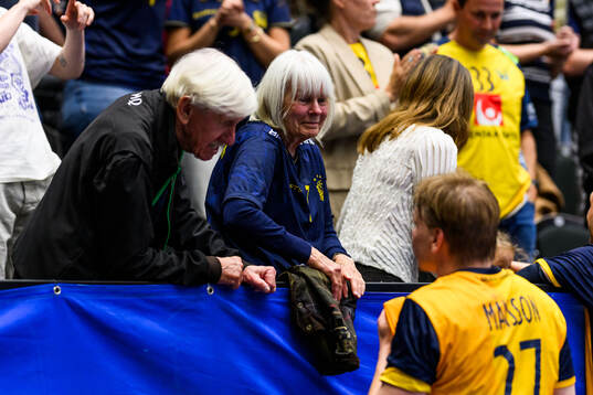 Axel Månsson of Sweden with family