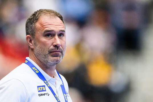 Head coach Michael Apelgren of Sweden