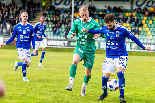 Ljungskiles Jonathan Liljedahl och GIF Sundsvalls Amaro