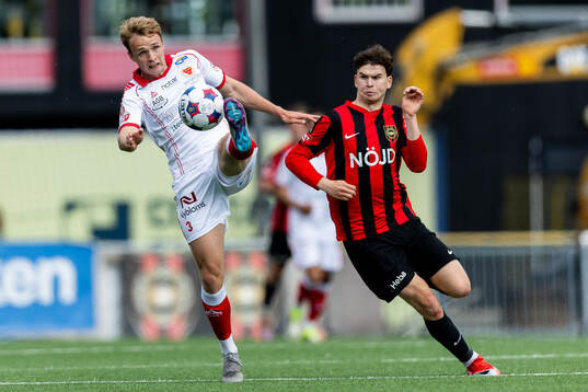 Kalmars Sivert Engh Øverby och Brommapojkarnas Mads