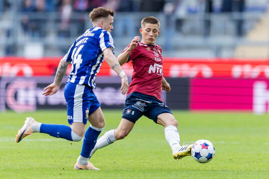 IFK Göteborgs Tobias Heintz och Örgrytes Benjamin Laturnus