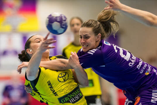 Sävehofs Elin Klara Porkelsdottir och Skaras Linnea
