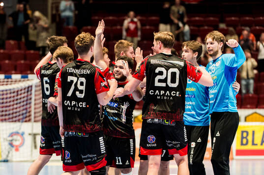 HK Malmös spelare jublar