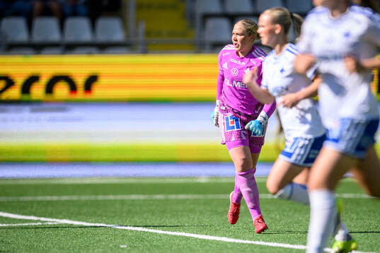 IFK Norrköpings målvakt Sofia Hjern