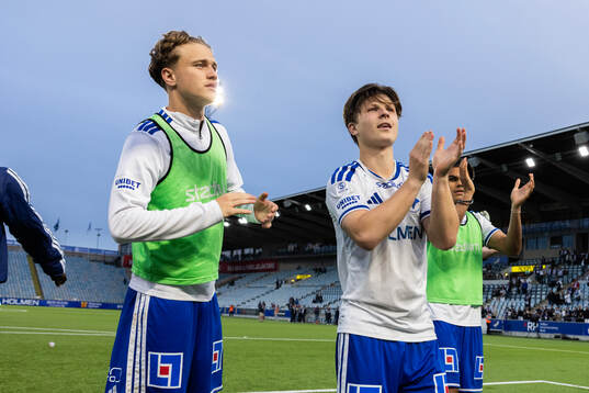 IFK Norrköpings Åke Andersson och Axel Brönner jublar