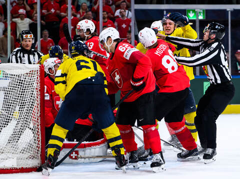 Janis Moser of Switzerland and Jack Berglund of Sweden