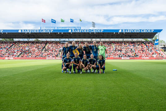 The starting eleven of Sweden pose for a team photo. From