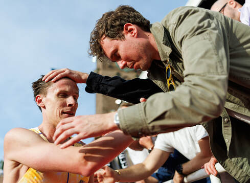 Andreas Almgren of Sweden with friends