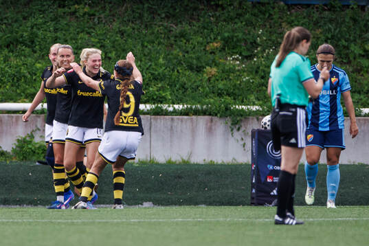 AIKs Ida Björnberg jublar