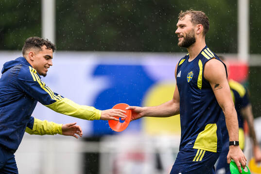 Yasin Ayari and Jesper Karlström of the Swedish national