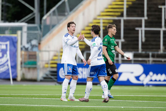 IFK Norrköpings Alexander Fransson och Axel Brönner jublar