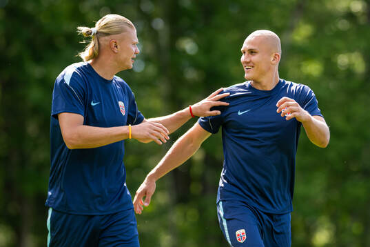 Erling Braut Haaland and Leo Østigård of the Norwegian