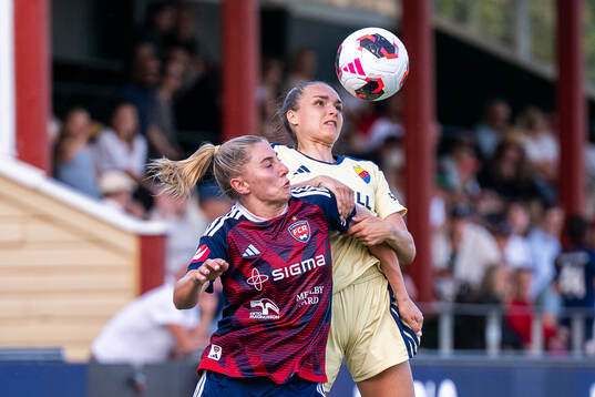 Rosengårds Remy Siemsen och Djurgårdens Selma Larsen