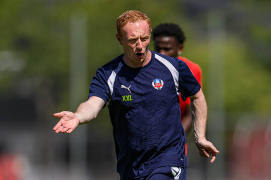 Manager Stevie Grieve