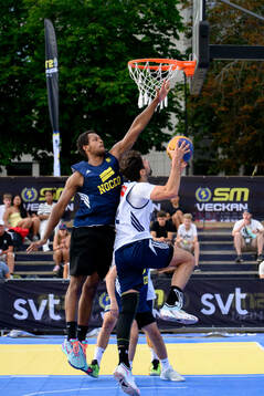 Tade Idowu, Krydd Elite
