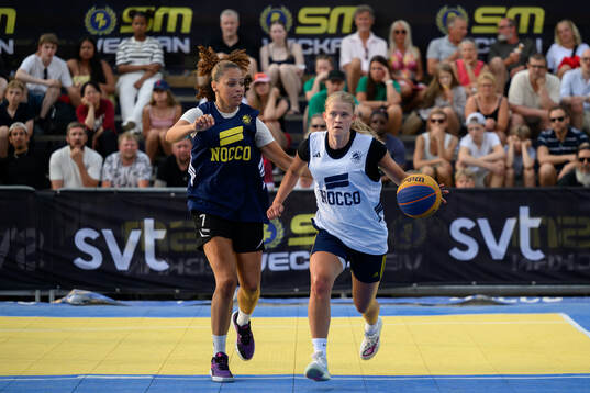 Cassandra Watts och Kajsa Levin