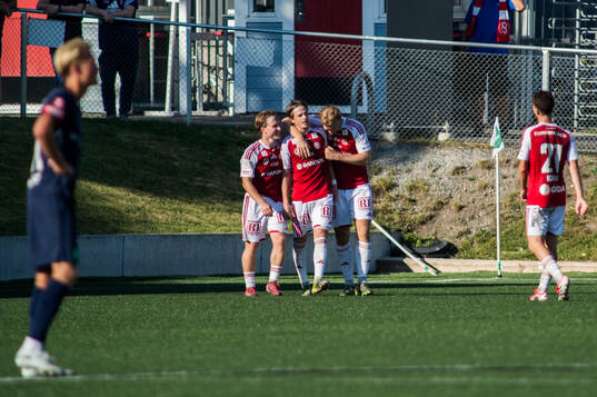 Sandvikens Johan Arvidsson jublar