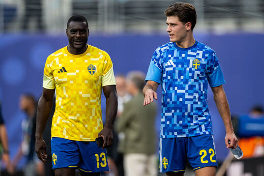 Ken Sema and Besfort Zeneli of Sweden