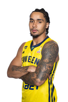 Elliot Cadeau of the Swedish national basketball team poses