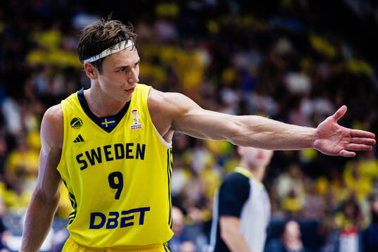 Pelle Larsson of Sweden reacts