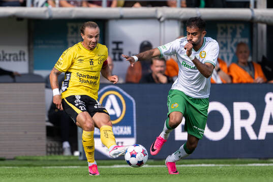 Elfsborgs Niklas Hult och Hammarbys Montader Madjed