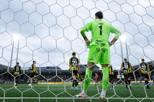 Häckens målvakt Andreas Linde, Adrian Svanbäck, Harry