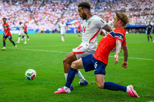 Reece James of England and Patrick Berg of Norway