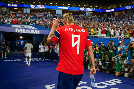 Bläddra bland fler bilder av Football, FIFA World Cup 2026, day 31, quarter-final, Norway - England