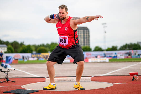 Viktor Gardenkrans, Högby IF