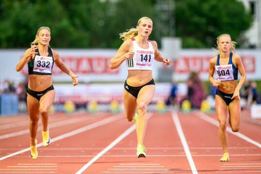 Julia Henriksson, Malmö AI, Nora Lindahl, Hässelby SK,
