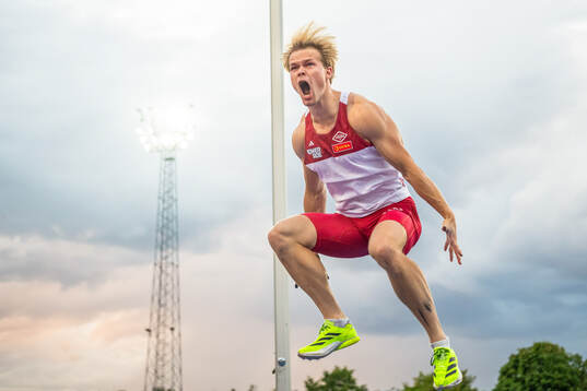 Sondre Guttormsen celebrates