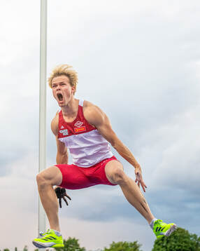 Sondre Guttormsen celebrates