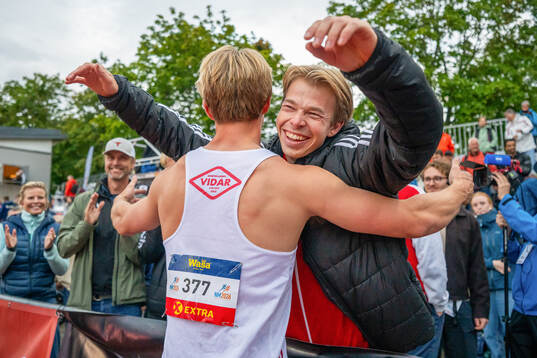 Sondre Guttormsen celebrates with his brother Simen