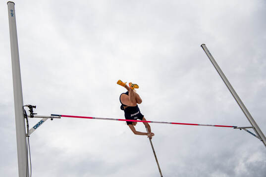 Beate Pott, Turebergs FK, i damernas stavhoppsfinal