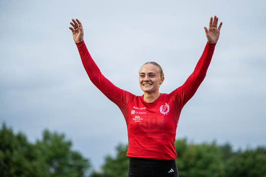 Lovisa Karlsson, Högby IF, jublar