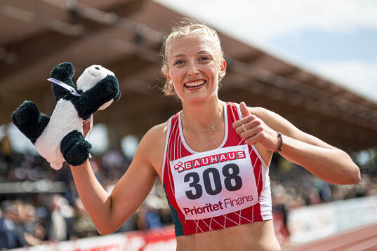 Elsa Wållgren, Lerum Friidrott, jublar
