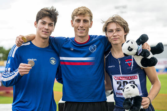 Noah Hedenblom, Mölndals AIK, Oskar Edlund, Täby IS, och