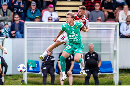 Ljungskiles Lukas Lindholm Corner och Sandvikens Kasper