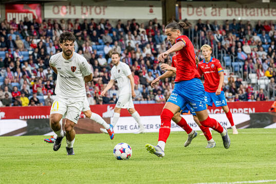 Nordic Uniteds Matteus Behnan och Helsingborgs Ervin Gigovic