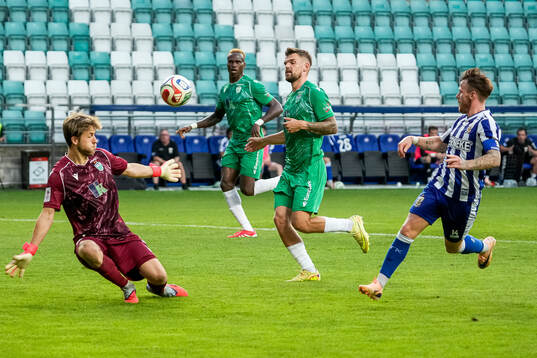 Goalkeeper Karl Vallner of Levadia Tallinn and Tobias