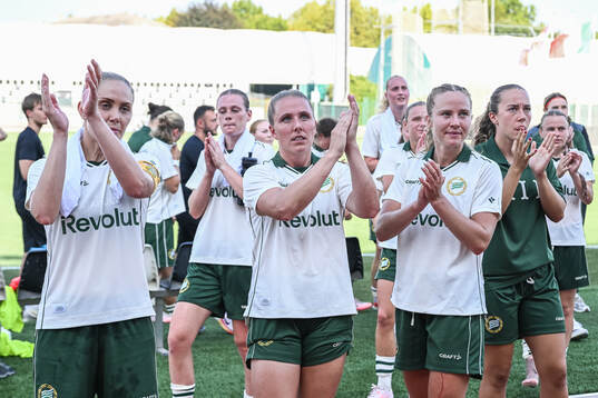Alice Carlsson and Guðrún Arnardóttir of Hammarby