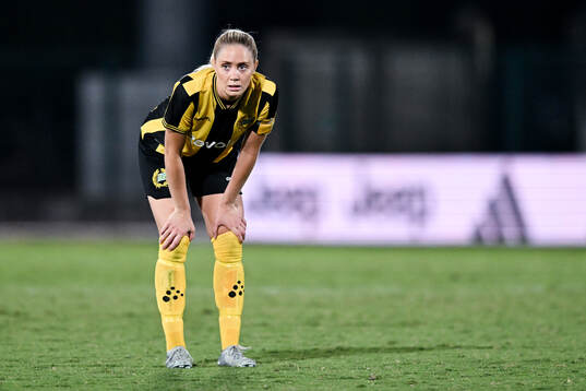 Alice Carlsson of Hammarby looks dejected